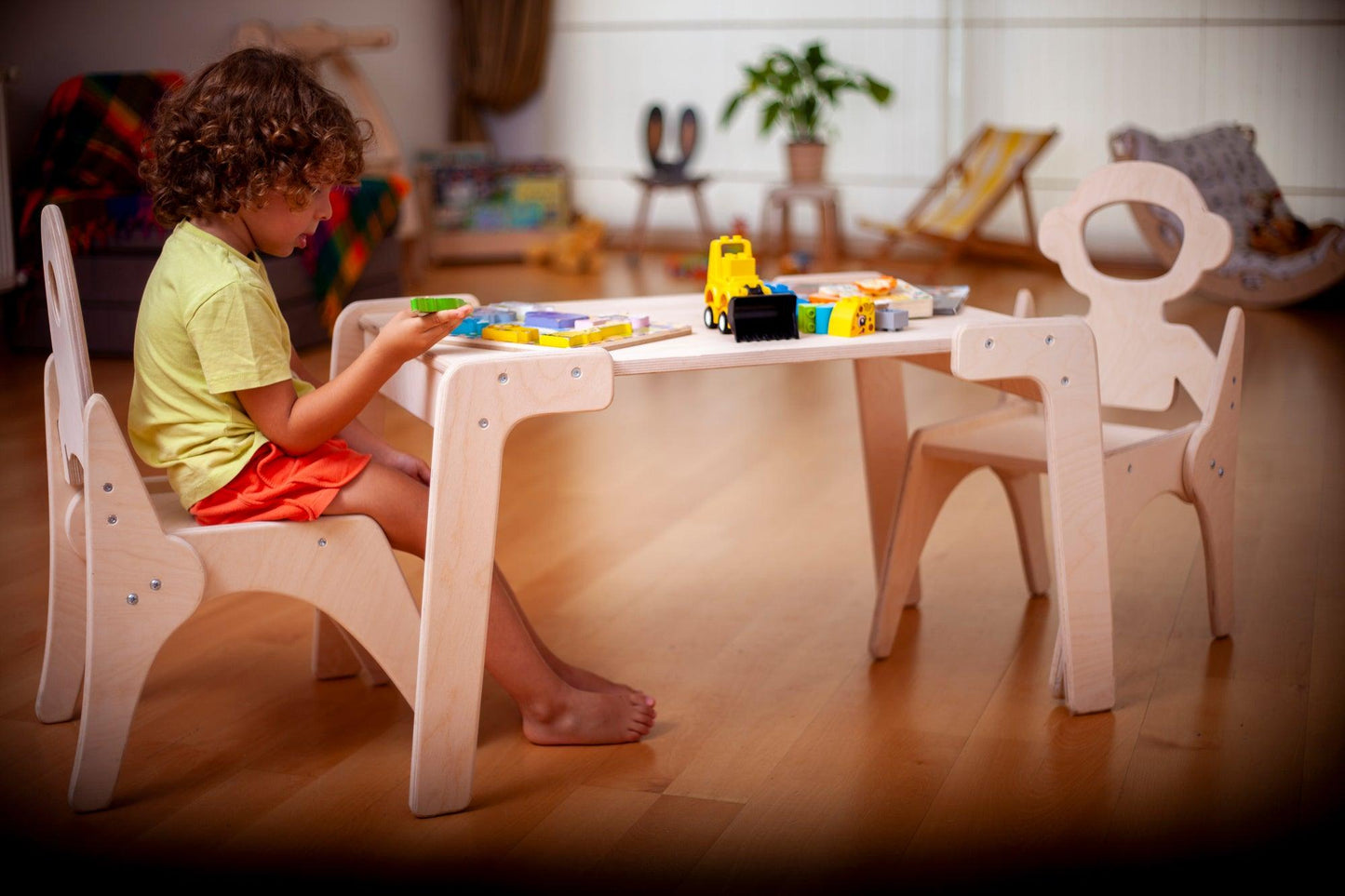 Montessori Table and Chair Set - Kidodido