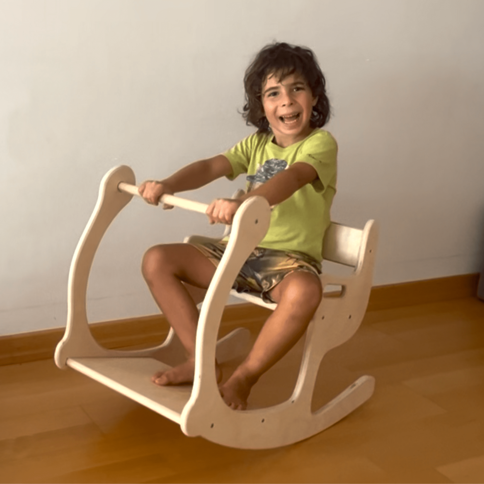 Montessori Ahşap Çocuk Masası ve Sallanan Sandalye | 2’si 1 Arada Tekli Tahterevalli - Kidoppo
