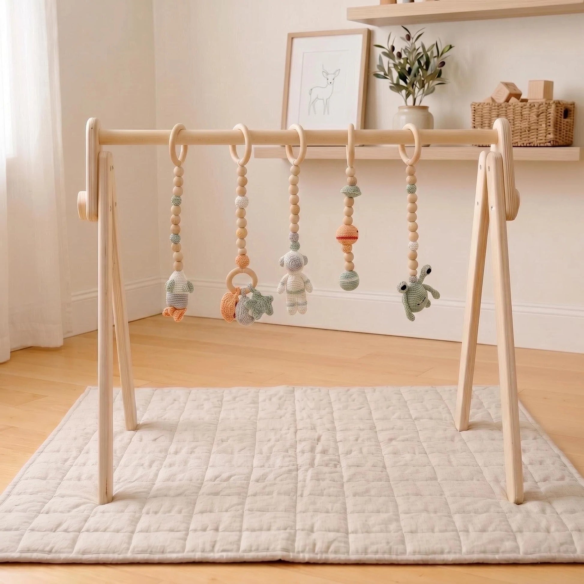Ahşap bebek oyun gym uzay temalı asılı oyuncaklı Montessori aktivite standı