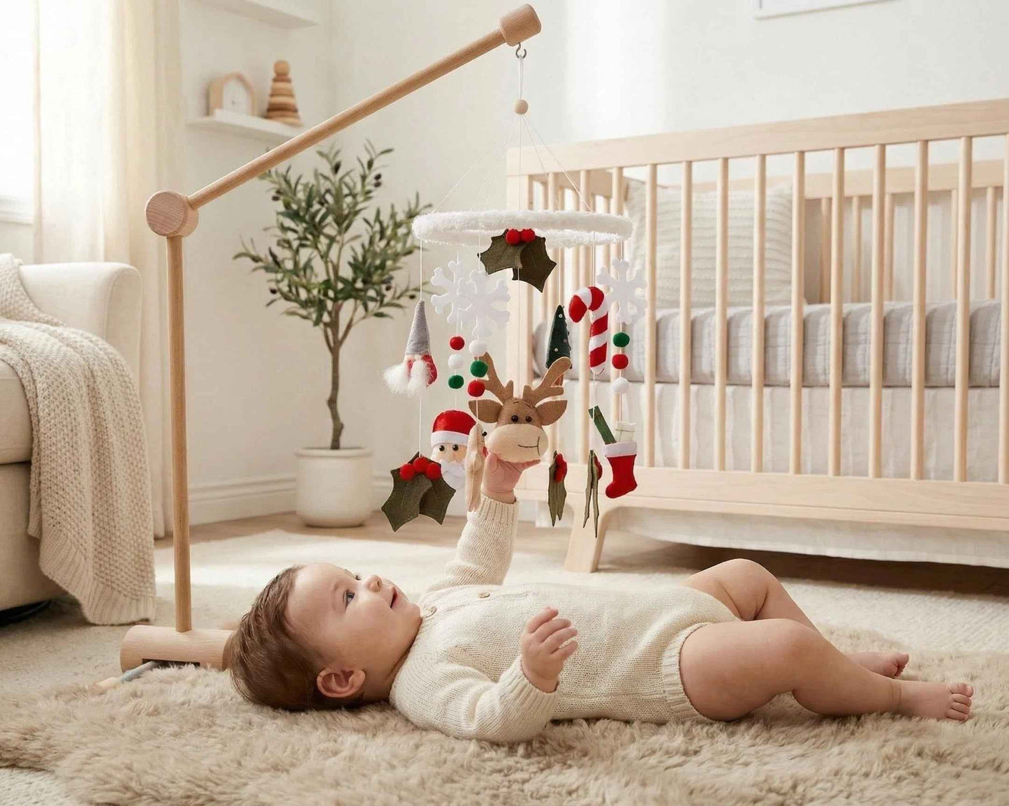 Montessori Bebek Müzikli Dönen Hayvan Seti | Yılbaşı Temalı Keçe Bebek Dönencesi