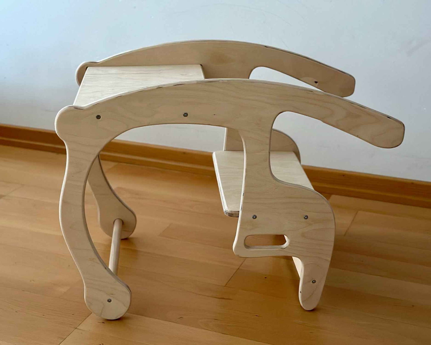 Montessori Ahşap Çocuk Masası ve Sallanan Sandalye | 2’si 1 Arada Tekli Tahterevalli