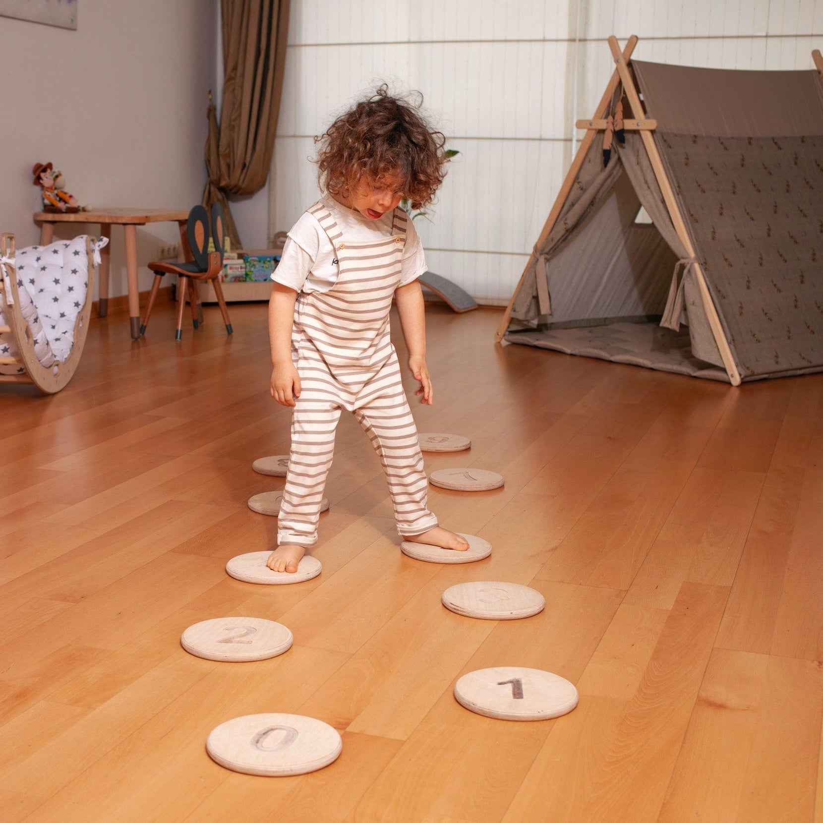 Montessori Ahşap Basamak Denge Taşları | Numaralı ve Şekilli Çocuk Denge Seti