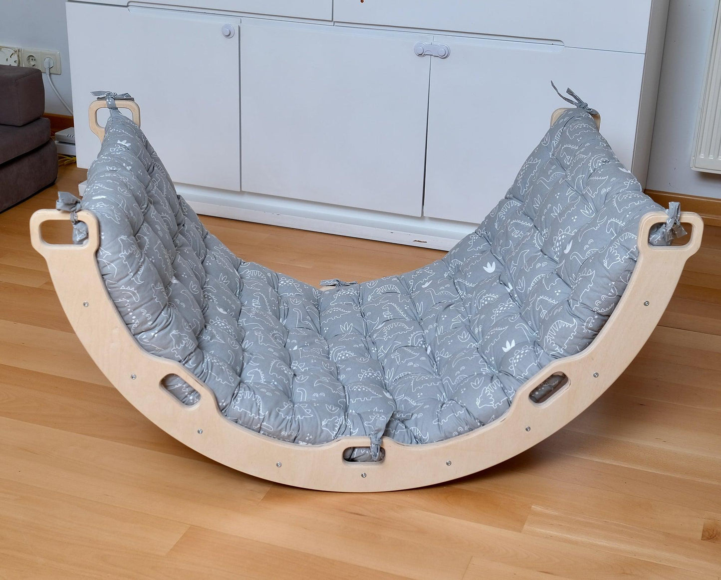 Arch - Rocker with Pillow Grey Dino Pattern - Kidodido