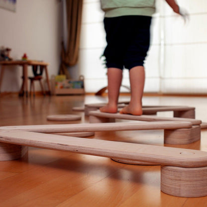 Ahşap denge parkuru seti çocuklar için aktif oyun ve hareket oyuncağı